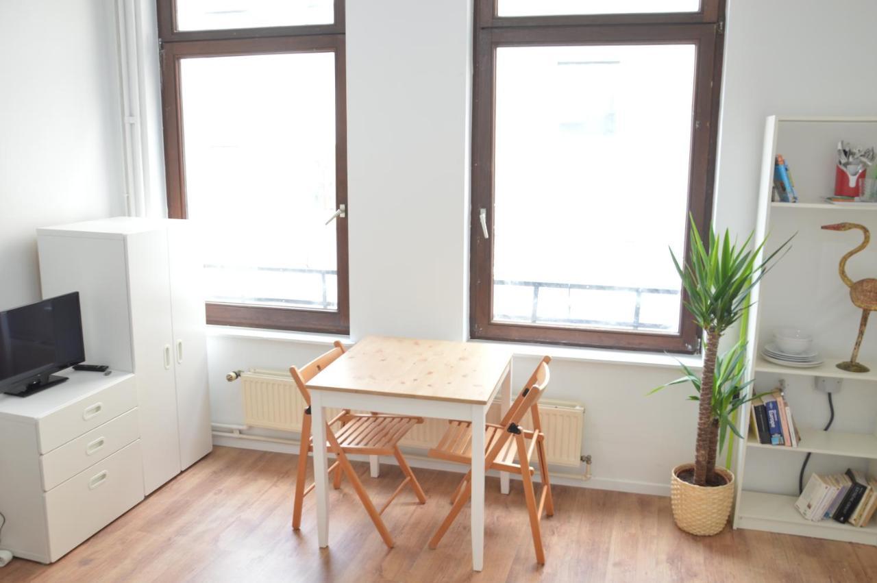 브뤼셀 Awesome Studio In Marolles 아파트 외부 사진