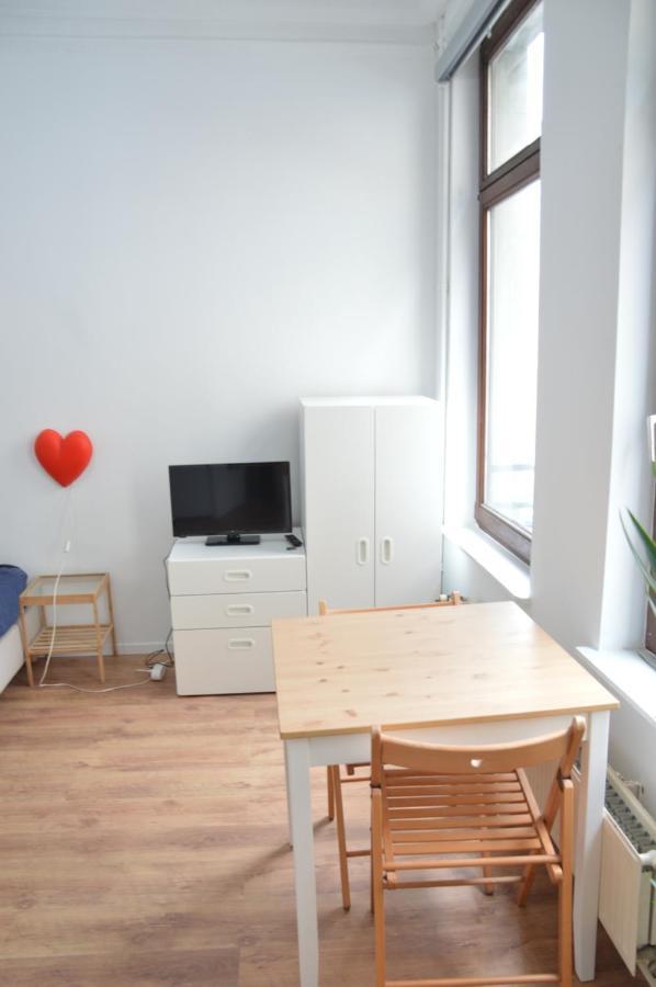 브뤼셀 Awesome Studio In Marolles 아파트 외부 사진
